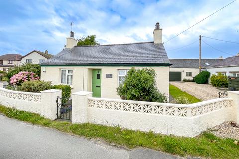 3 bedroom bungalow for sale, Bryngwran, Holyhead, Isle of Anglesey, LL65