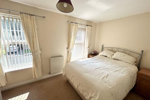 6 Dewberry Close, Bradford, BD7 4EU