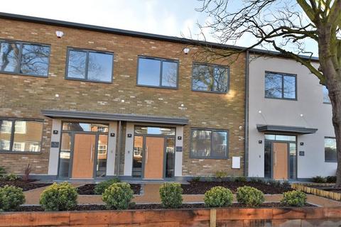 7 New Garrison Road, Shoeburyness, Southend-on-sea, SS3 9BF