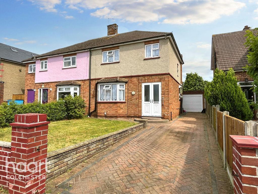 Ipswich Road, Colchester 3 bed semidetached house for sale £325,000