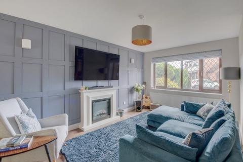 undefined, Avon Close, Bromsgrove, Worcestershire, B60