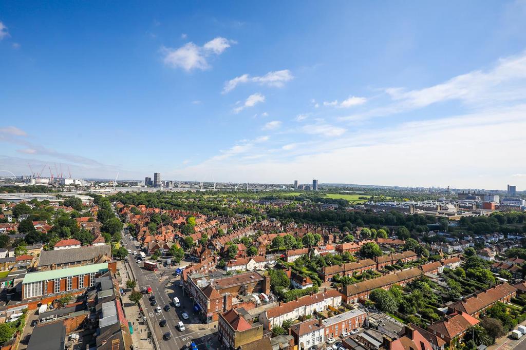 East Acton Lane, Acton, W3 2 bed flat for sale £599,950