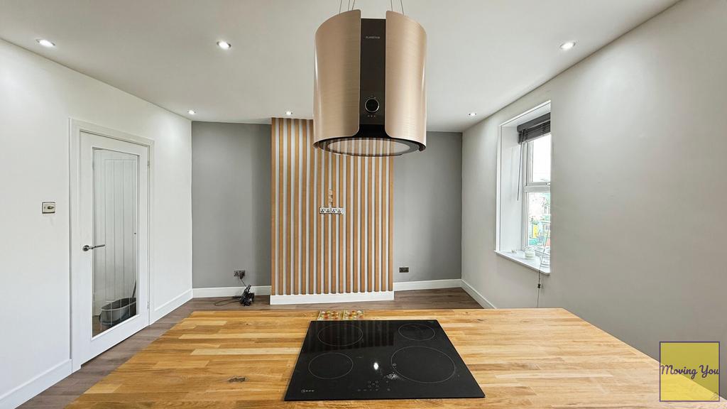 Kitchen/ Lounge