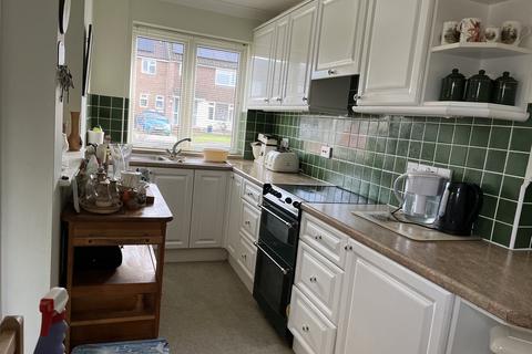 3 bedroom house to rent, Fyfield Close, Wantage, OX12