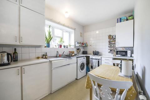 Flat 16, Ivanhoe House Rinaldo Road, London, SW12 8PS