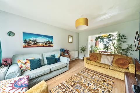 87 Fox Lane, Winchester, SO22 4EA