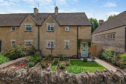 2 bedroom semi-detached house to rent, Witney Street, Burford OX18