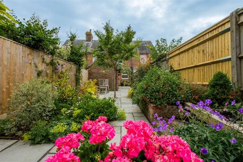 3 bedroom terraced house for sale, Available With No Onward Chain In Hawkhurst