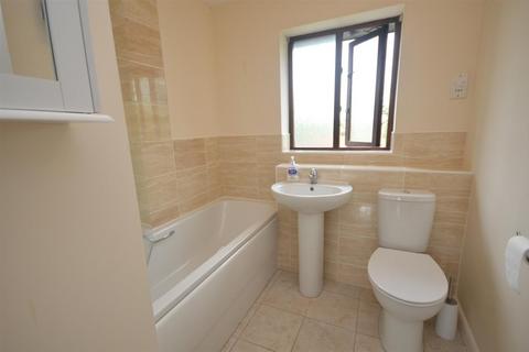 2 bedroom semi-detached house to rent, Bampton Court, Gamston, Nottingham, Nottinghamshire, NG2