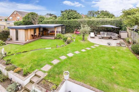 5 bedroom detached house for sale, Winterstoke Crescent, Ramsgate, Kent