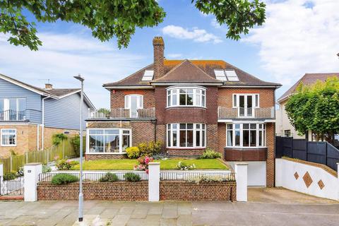 5 bedroom detached house for sale, Winterstoke Crescent, Ramsgate, Kent