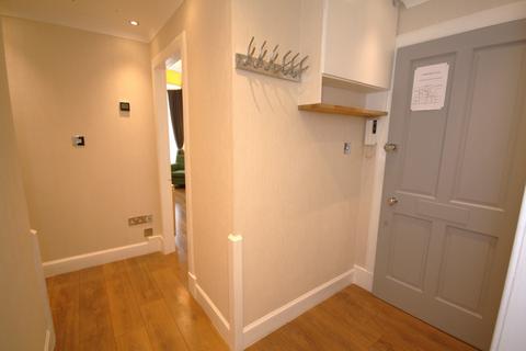 2 bedroom flat to rent, Flat 2, Cordiners Land, 70 West Port, Grassmarket, Edinburgh