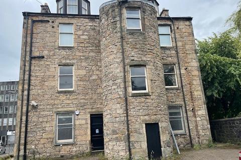 2 bed flat/apartment for rent in Glasgow Road, Paisley, Renfrewshire, PA1