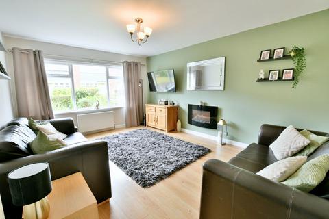 33 Ancrum Way, Whickham, Newcastle Upon Tyne, NE16 5RW