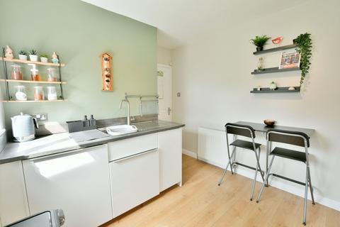 33 Ancrum Way, Whickham, Newcastle Upon Tyne, NE16 5RW