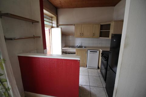 26 Heron Street, Oldham, OL8 4LP