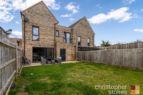 undefined, Markwick Avenue, Cheshunt, Waltham Cross, Hertfordshire, EN8 9FP