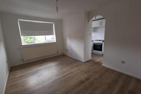 1 bedroom flat to rent, Streamside Close, Edmonton, N9