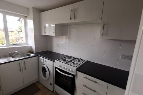 1 bedroom flat to rent, Streamside Close, Edmonton, N9