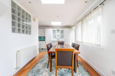 undefined, Beverley Gardens, Wembley, HA9
