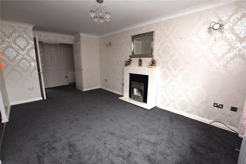 2 bedroom apartment for sale, Cunningham Close, Chadwell Heath, RM6