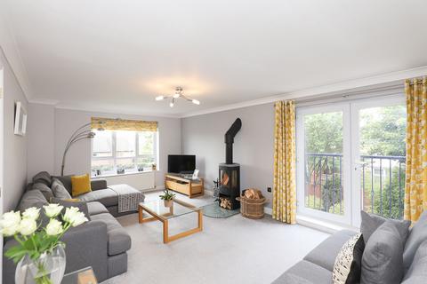 3 Berry Drive, Kiveton Park, Sheffield, S26 6SR