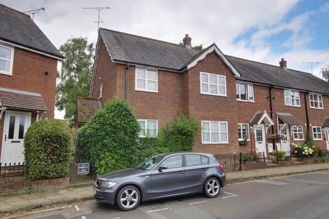 1 bedroom ground floor maisonette for sale, Portersbridge Street, Romsey