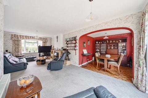 3 bedroom detached house for sale, Lake Close, Byfleet, KT14