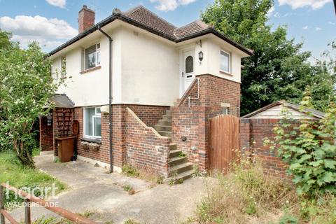 2 bedroom maisonette for sale, Mckenzie Road, Chatham