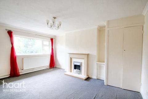 2 bedroom maisonette for sale, Mckenzie Road, Chatham