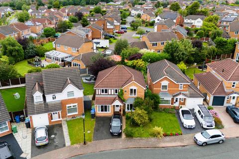 4 bedroom detached house for sale, Whickham Close, Sandringham Gardens, Widnes