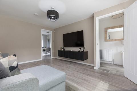 42 Carleton Drive, Giffnock, Glasgow, G46 6AQ