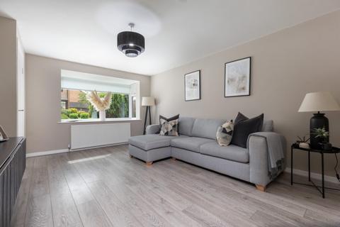 42 Carleton Drive, Giffnock, Glasgow, G46 6AQ