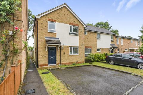 3 bedroom semi-detached house for sale, Chaffinch Way, Surrey RH6