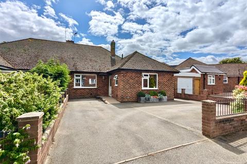 3 bedroom semi-detached bungalow for sale, Dovedale Avenue, Shirley