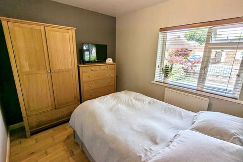 4 Dovedale Avenue, Shirley, Solihull, B90 2AP