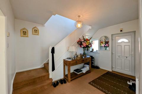 4 bedroom detached house for sale, Lanesborough Road, Leicester LE4