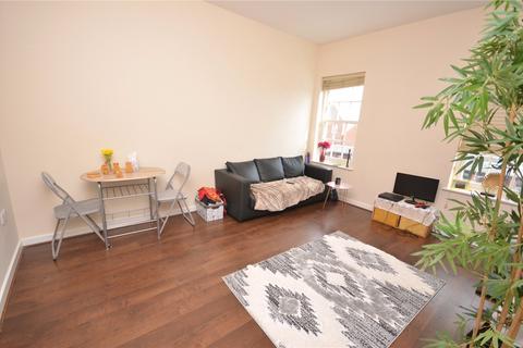 2 bedroom apartment for sale, Hampden Square, Aylesbury HP19