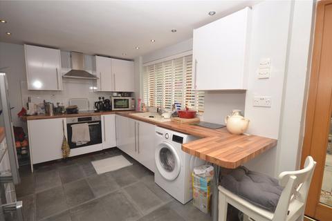 2 bedroom semi-detached house for sale, High Street, Aylesbury HP18