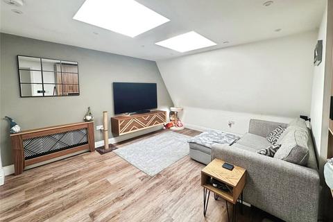 2 bedroom apartment for sale, Oxford Road, Aylesbury HP19