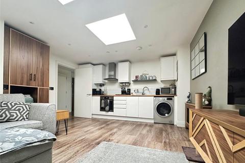 2 bedroom apartment for sale, Oxford Road, Aylesbury HP19