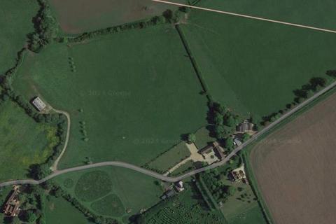 Land for sale, Berryfields Gated Road, Aylesbury HP22