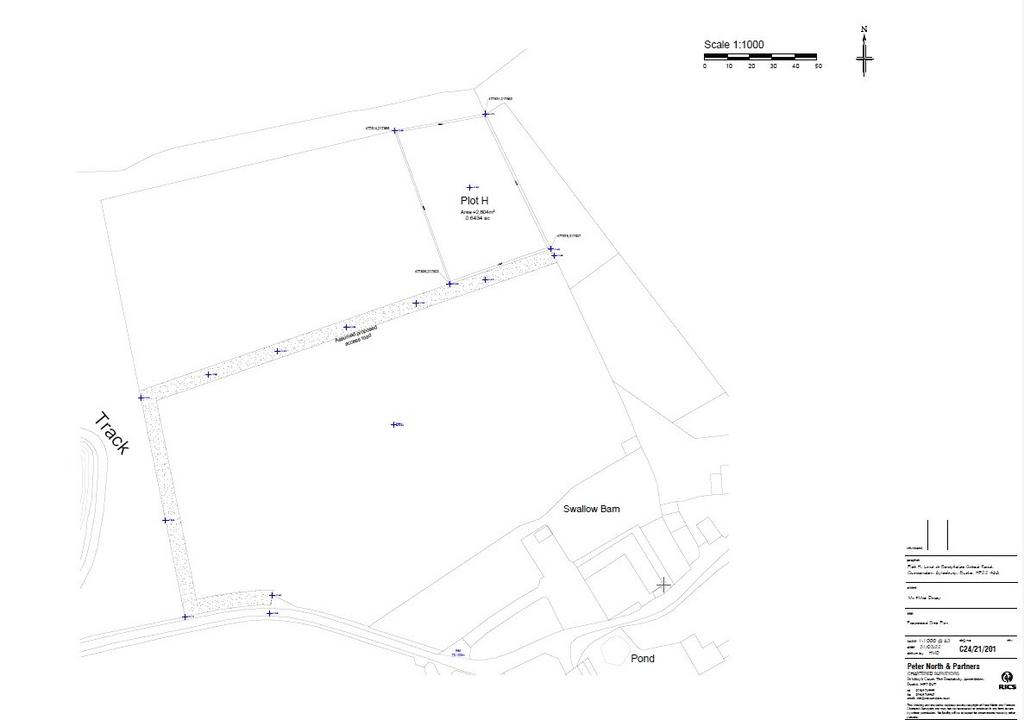 Berryfields Gated Road, Aylesbury HP22 Land - £30,000