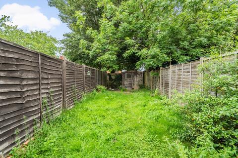 14 Ash Close, Aylesbury, HP20 1XX