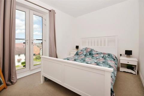2 bedroom apartment for sale, Nicholas Charles Crescent, Aylesbury HP18