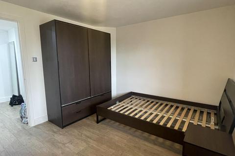 undefined, Studley Court , Prime Meridian Walk, London, E14
