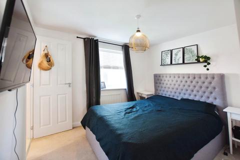 2 Dacey Drive, Upper Heyford, Bicester, OX25 5AA