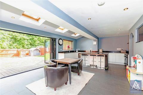 6 bedroom detached house for sale, John Clare Close, Brackley NN13