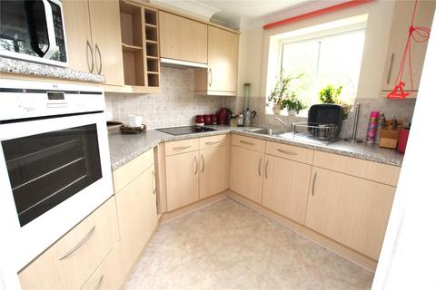 1 bedroom apartment for sale, St Rumbolds Court, Northants NN13