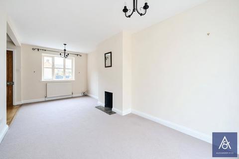 18 Bell Lane, Syresham, Brackley, NN13 5HP
